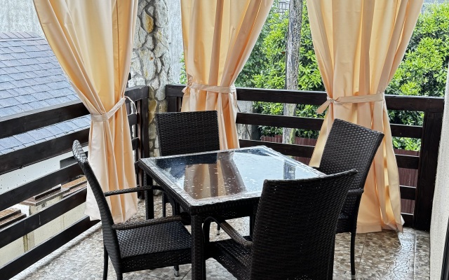 Mane Guest House