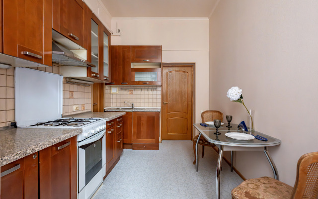 Квартира на Невском