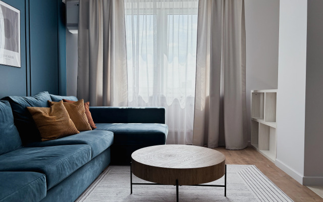 Sinyaya Osen U Metro Grushevskaya Flat