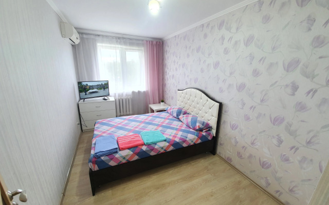 Vitalij HouseRent Dvuhkomnatnaya po ul. Neftyanikov,27 Flat