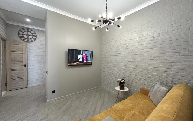 U morya Zhk Art Layt Siti (130) Flat