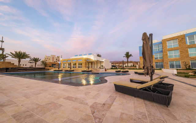 Luxotel Aqaba Beach Resort & Spa Hotel