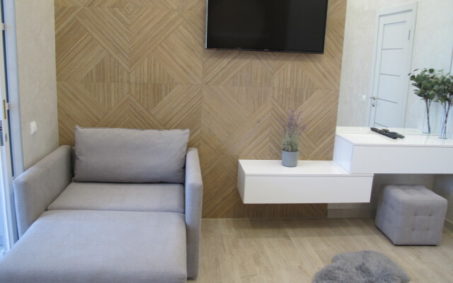 Na Bulvare Nadezhd 4/3 Apartments