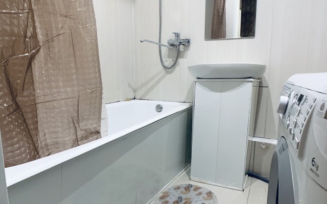 V Tsentre Goroda Flat