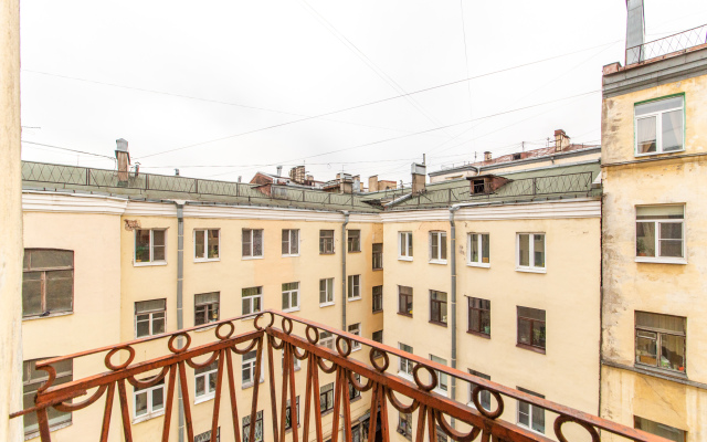 Апартаменты на Свечном 5