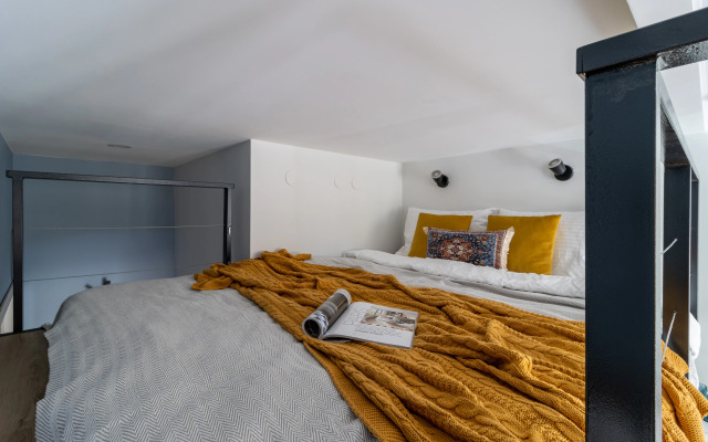 Квартира Студия с европейским характером и ярким интерьером