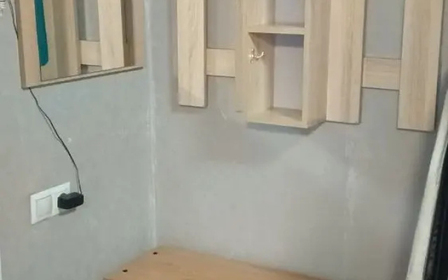 Kvartira Uutnaa studia radom s aeroportom