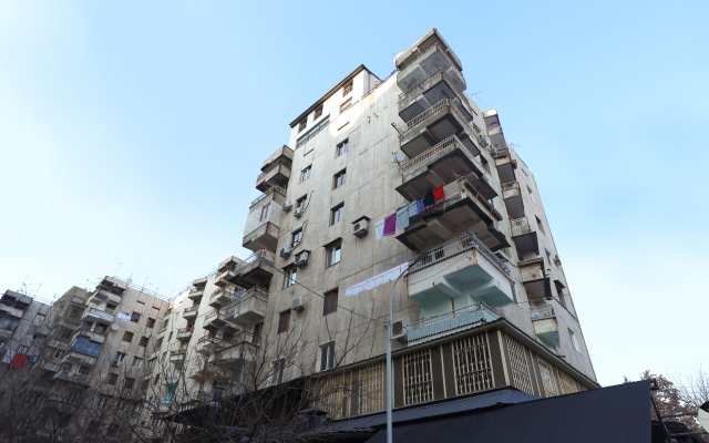 2Bd1Bath Pushkin ave 58 2ndfloor next to church.
