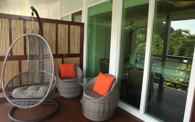 Matinloc Island Resort