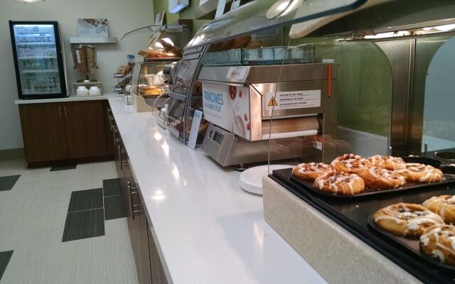 Holiday Inn Express & Suites Price by IHG