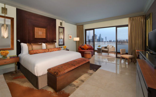 Zenith - Palm Jumeirah Fairmont