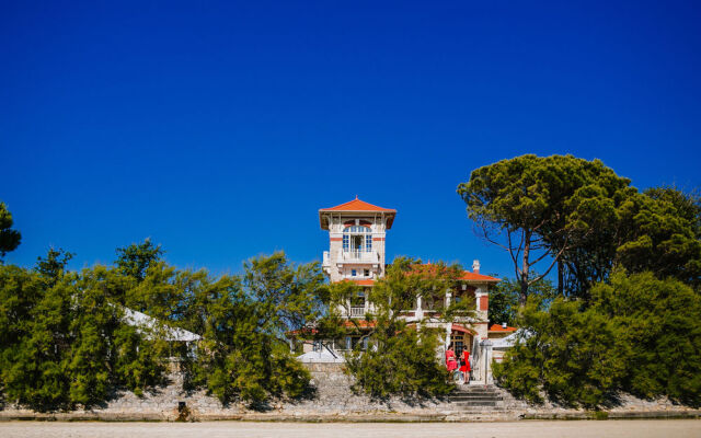 La Tosca Villa