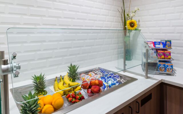 Holiday Inn Kansas City Airport by IHG