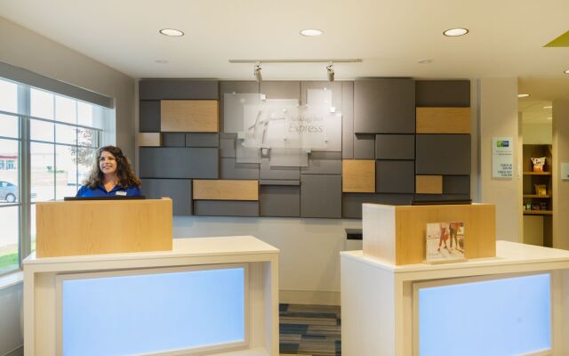 Holiday Inn Express Bloomsburg by IHG