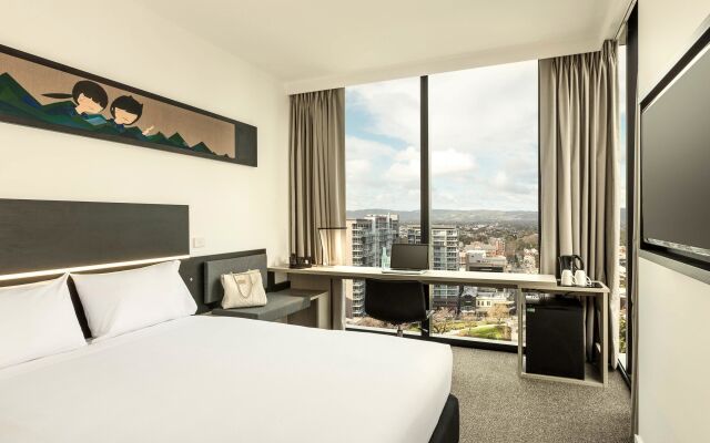 ibis Adelaide