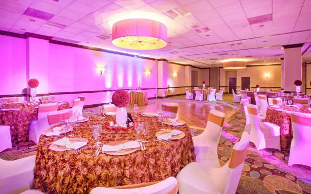 Holiday Inn National Airport/Crystal City by IHG