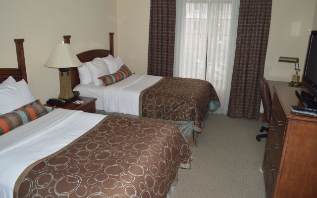 Staybridge Suites Milwaukee West-Oconomowoc, an IHG Hotel