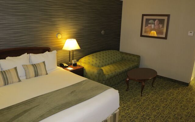 Salt Lake Plaza Hotel SureStay Collection by Best Western