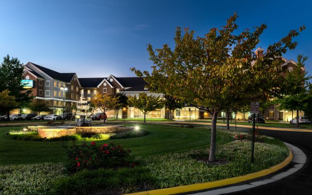 Staybridge Suites Chantilly - Dulles Airport, an IHG Hotel