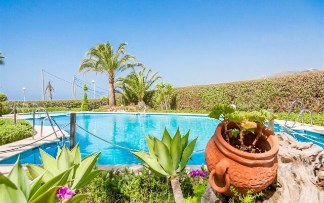 Apartamentos Stella Maris Canovas Nerja