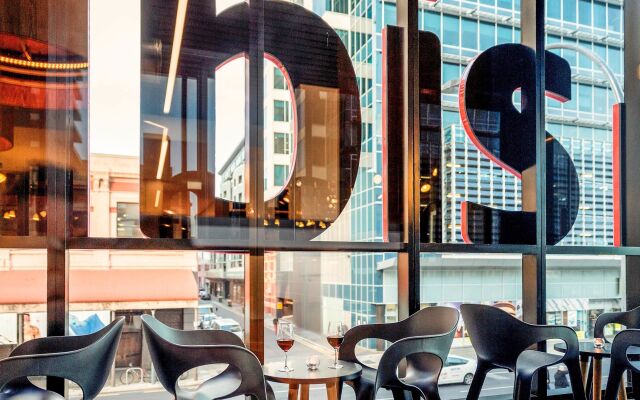 ibis Adelaide