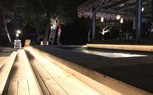 Good Heart Resort