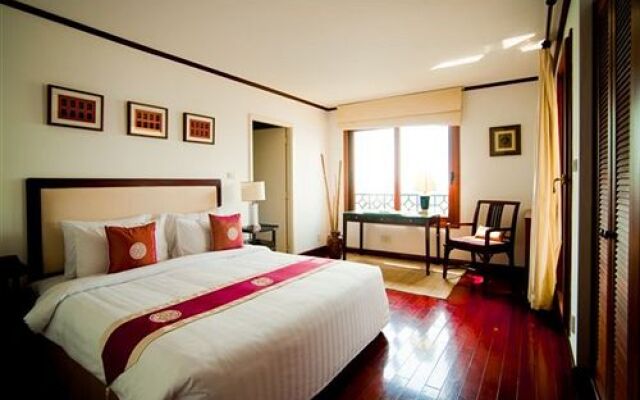 Saigon Domaine Luxury Residences