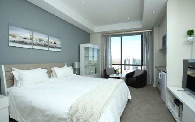 Sandton Skye Apartment - 616