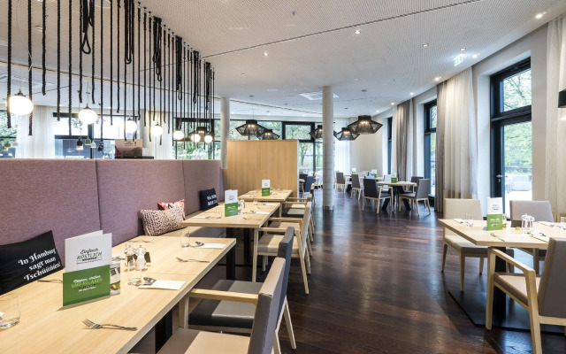 Holiday Inn Hamburg - City Nord by IHG