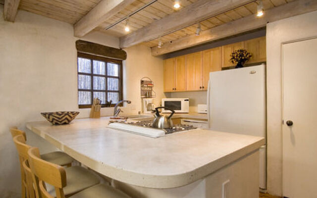 Old Santa Fe Charm Guest House
