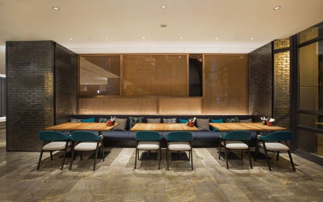 Hotel Indigo Kaohsiung Central Park by IHG