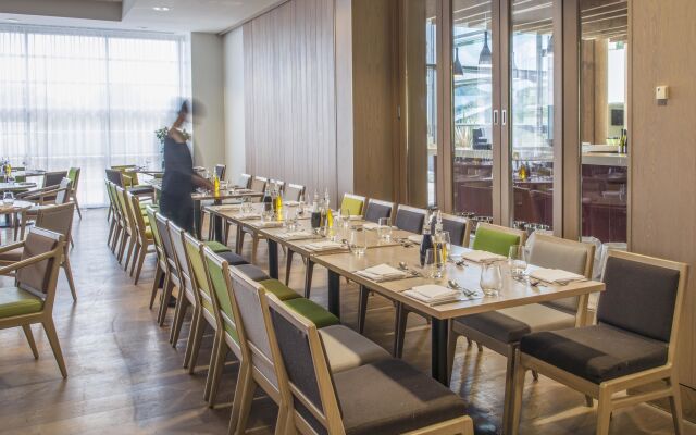 The Orchard Hotel & Restaurant