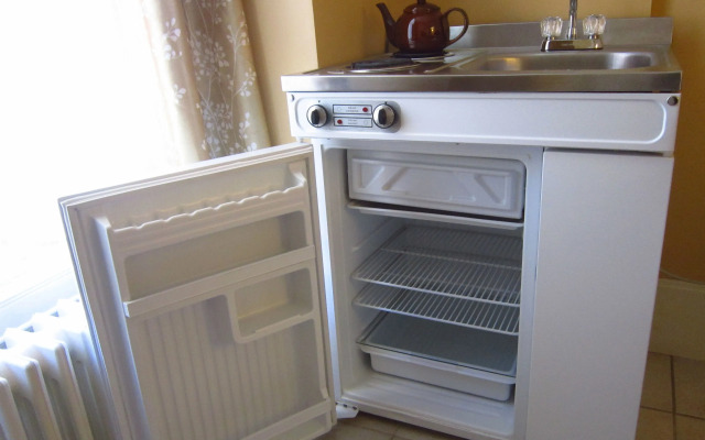 Chipman Hill Suites on Sydney