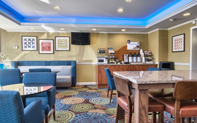 Holiday Inn Express Detroit-Birmingham by IHG