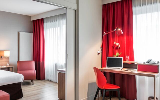 Aparthotel Adagio Paris Bercy Village