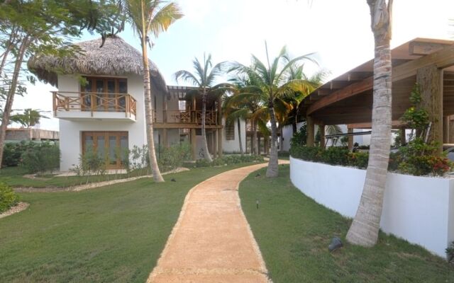 Cayuco 9 by RedAwning