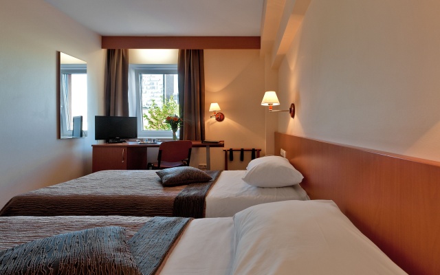Standard Double room (full double bed) (bed type is subject to availability)