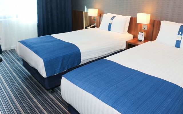 Holiday Inn Express London Heathrow T5 by IHG