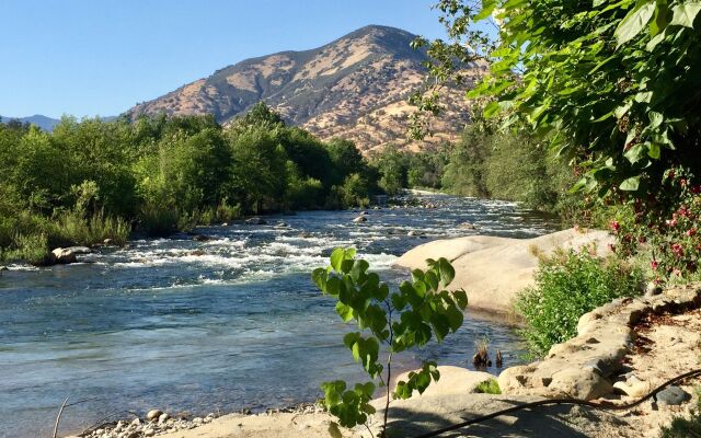 Rio Sierra Riverhouse