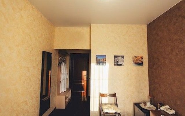 Отель Шале на Комсомольском