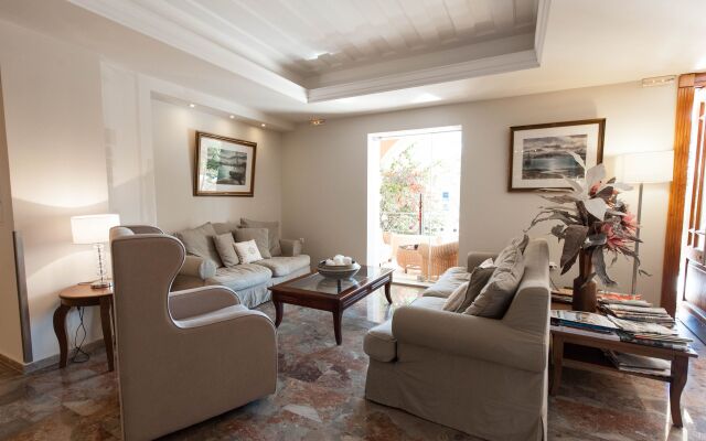 Art Hotel Debono
