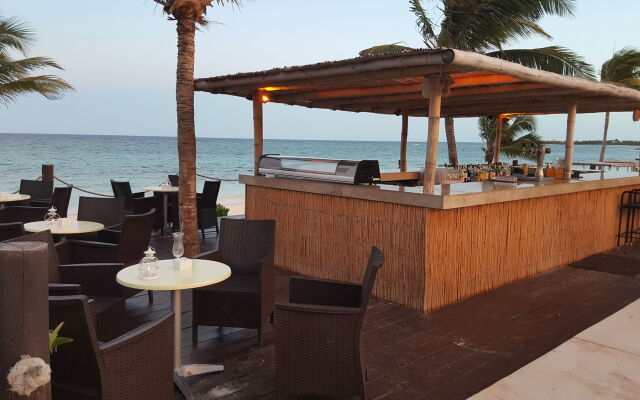 Akumal Bay Beach and Wellness Resort Hotel
