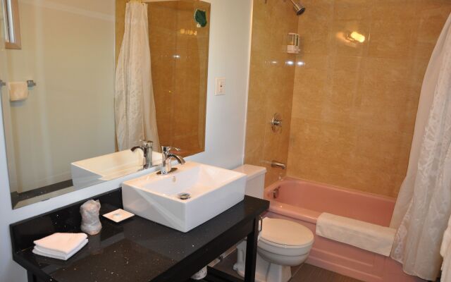 Alpine Inn & Suites
