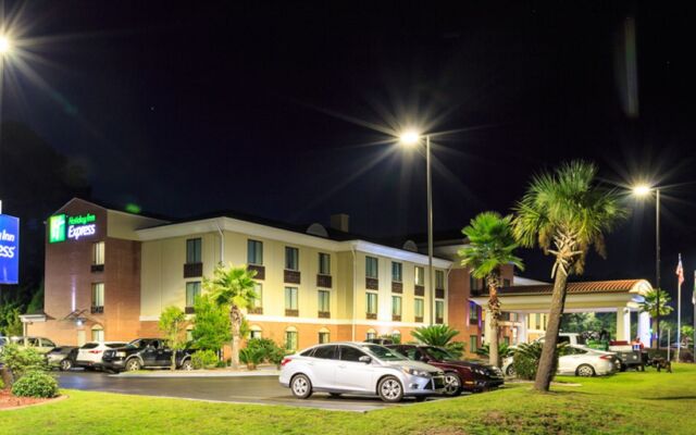 Holiday Inn Express Hinesville by IHG