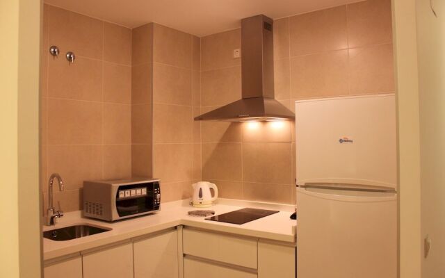 Debambu Apartments