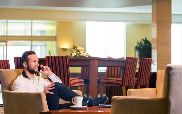 Mercure Daventry Court Hotel