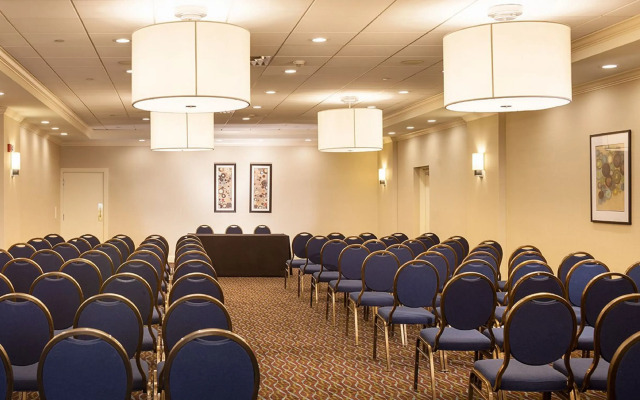 Holiday Inn Hartford Downtown Area