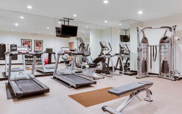 Staybridge Suites Tampa East - Brandon by IHG