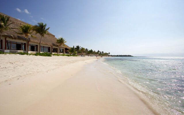 Отель Akumal Bay Beach and Wellness Resort