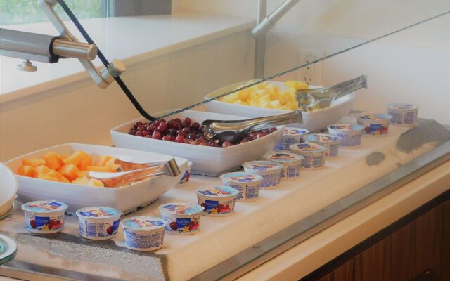 Holiday Inn Irving Las Colinas by IHG